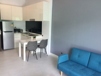1 Bed, 1 Bath, ApartmentFor Sale, Phuket, NaiHarn, South