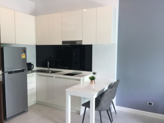 1 Bed, 1 Bath, ApartmentFor Sale, Phuket, NaiHarn, South
