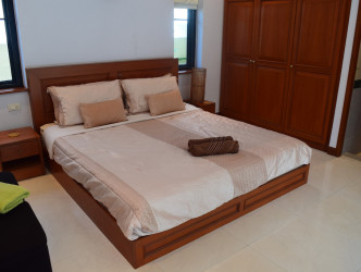 4 Bed, 3 Bath, HouseFor Sale, Phuket, NaiHarn, South 4 Bed, 3 Bath, HouseFor Sale, Phuket, NaiHarn, South