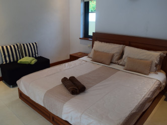 4 Bed, 3 Bath, HouseFor Sale, Phuket, NaiHarn, South 4 Bed, 3 Bath, HouseFor Sale, Phuket, NaiHarn, South