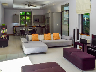 4 Bed, 3 Bath, HouseFor Sale, Phuket, NaiHarn, South 4 Bed, 3 Bath, HouseFor Sale, Phuket, NaiHarn, South