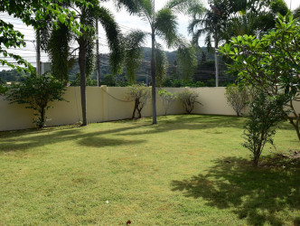 4 Bed, 3 Bath, HouseFor Sale, Phuket, NaiHarn, South 4 Bed, 3 Bath, HouseFor Sale, Phuket, NaiHarn, South