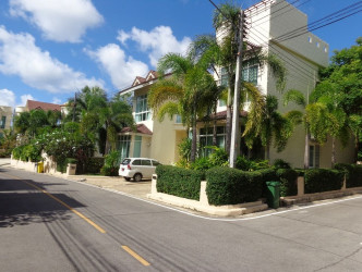 3 Bed, 2 Bath, HouseFor Sale, Phuket, NaiHarn, South