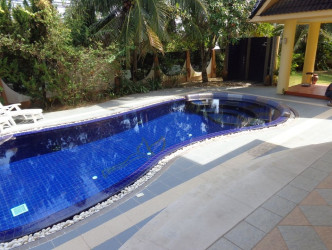 4 Bed, 4 Bath, HouseFor Sale, 76/131 Moo 2, Viset Road, Rawai Beach, Phuket 8313, Phuket, NaiHarn, South 4 Bed, 4 Bath, HouseFor Sale, 76/131 Moo 2, Viset Road, Rawai Beach, Phuket 8313, Phuket, NaiHarn, South