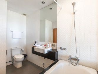 1 Bed, 1 Bath, ApartmentFor Sale, Phuket, Karon, SouthWest