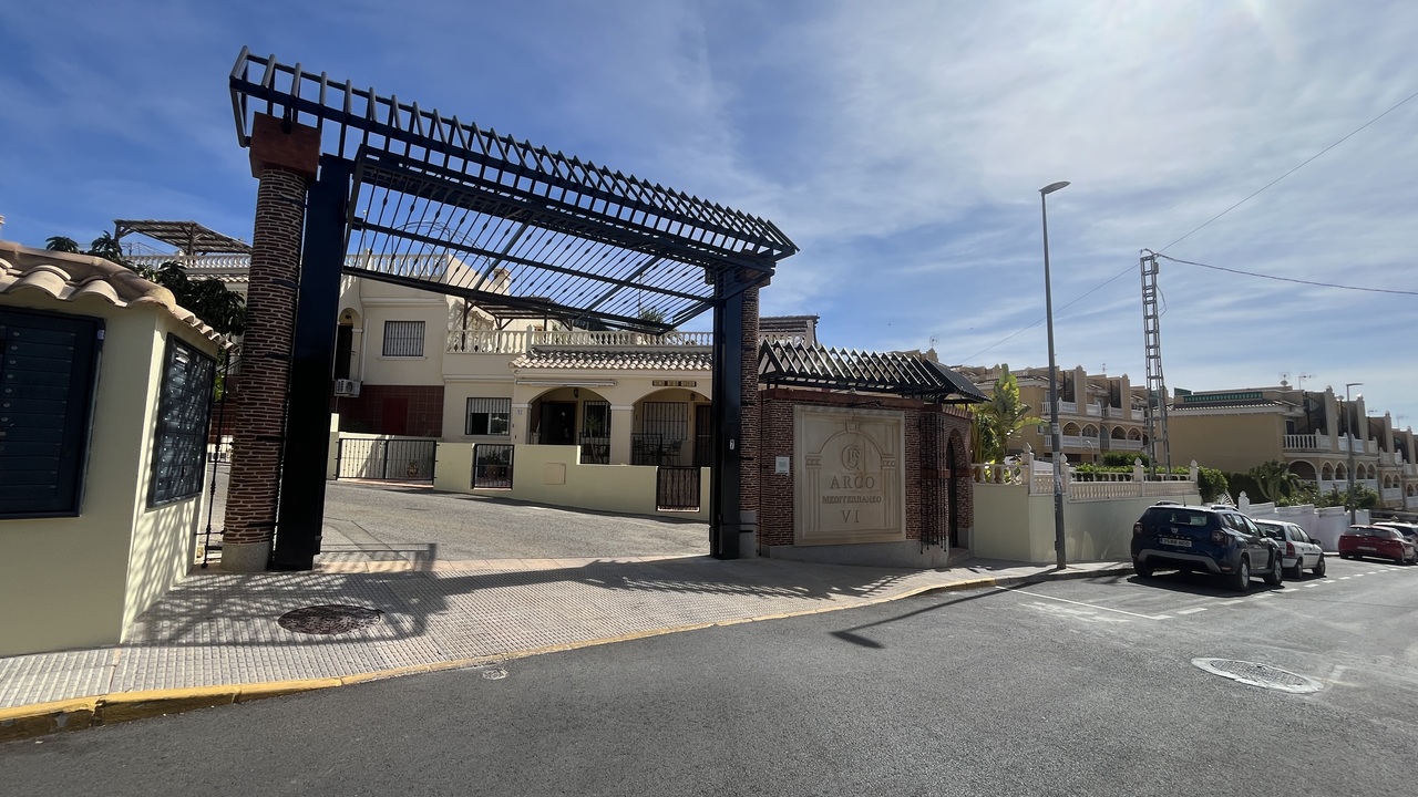 2 Bed, 1 Bath, HouseFor Sale, Algorfa, Alicante