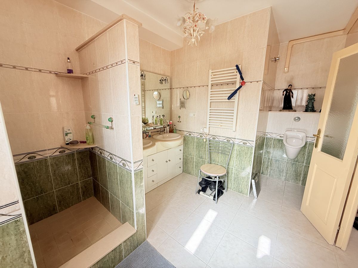 4 Bed, 2 Bath, HouseFor Sale, Benimar, Alicante