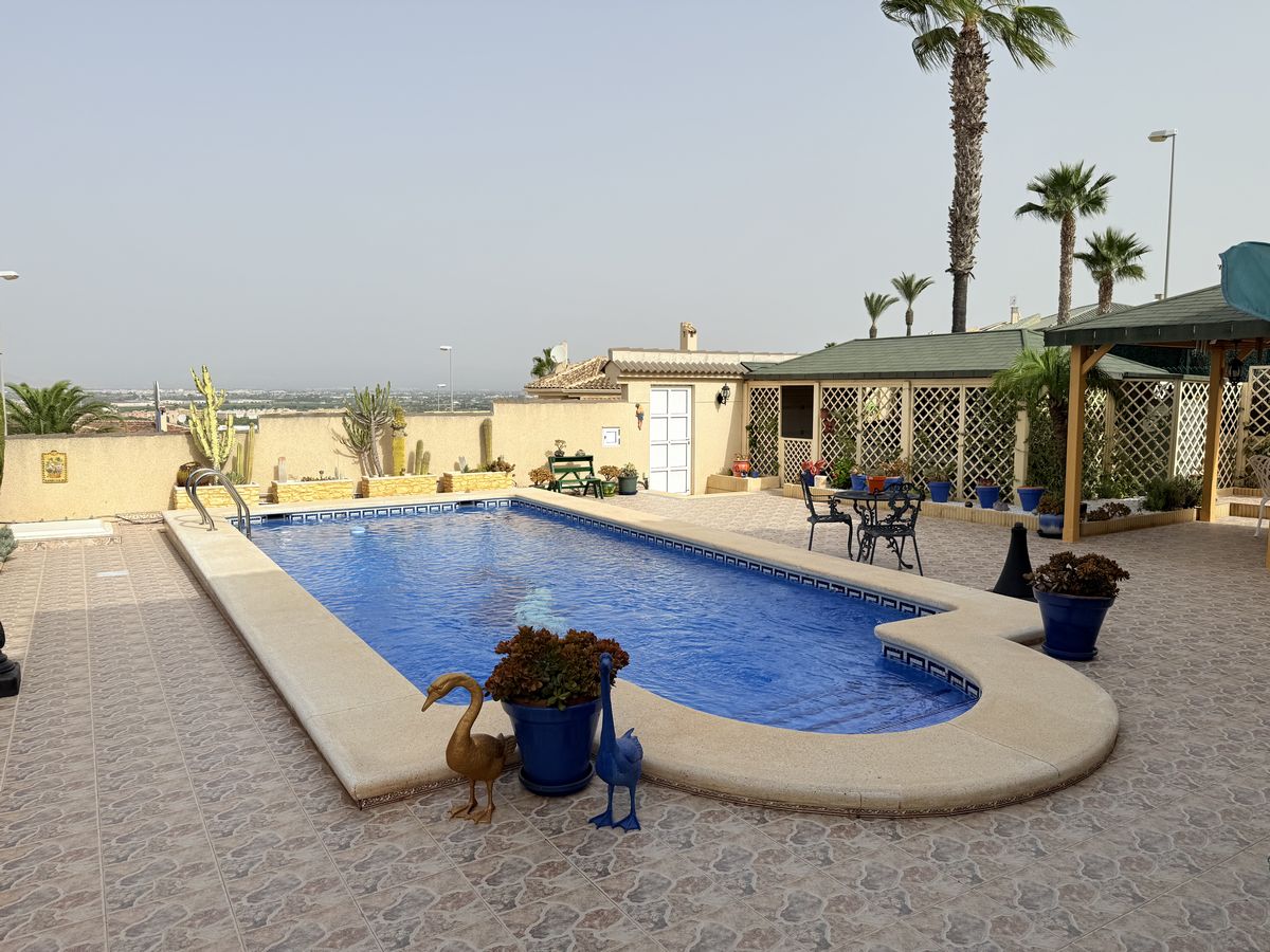 4 Bed, 2 Bath, HouseFor Sale, Benimar, Alicante