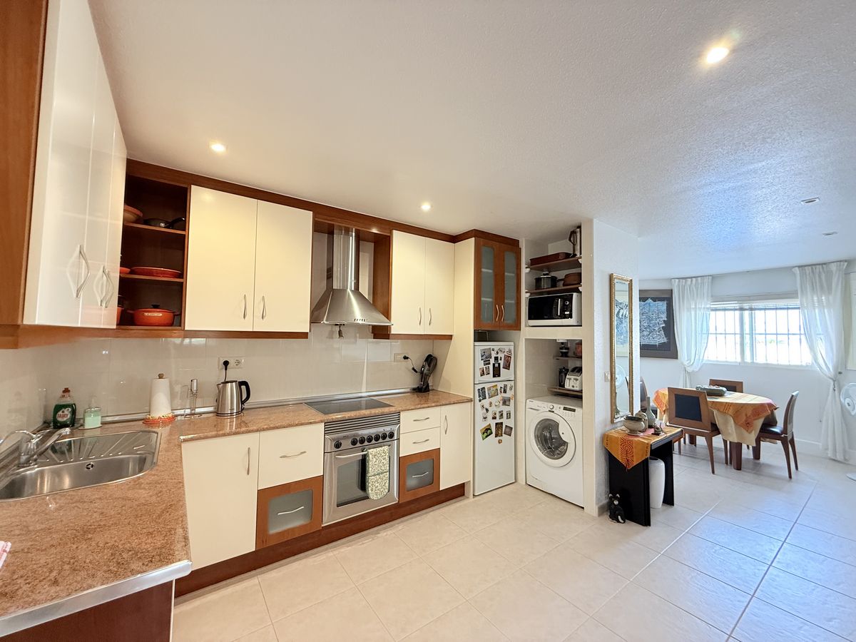 4 Bed, 2 Bath, HouseFor Sale, Benimar, Alicante