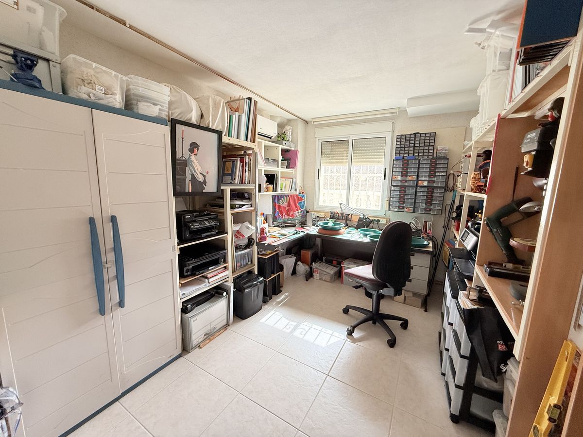 4 Bed, 2 Bath, HouseFor Sale, Benimar, Alicante