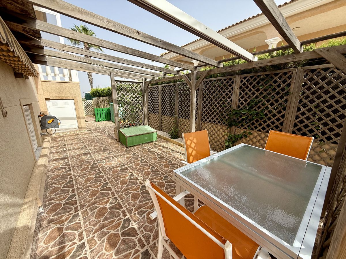 4 Bed, 2 Bath, HouseFor Sale, Benimar, Alicante