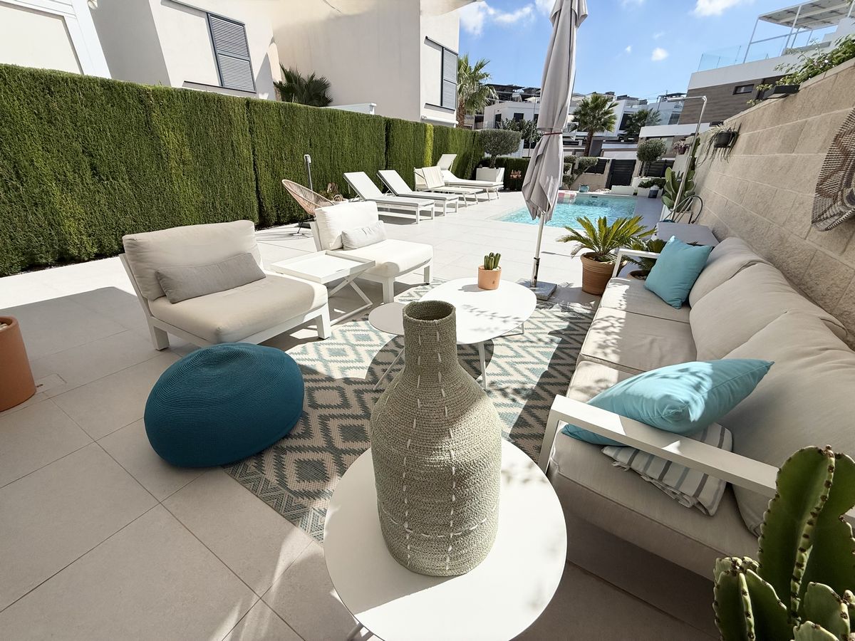2 Bed, 2 Bath, HouseFor Sale, Benijofar, Alicante