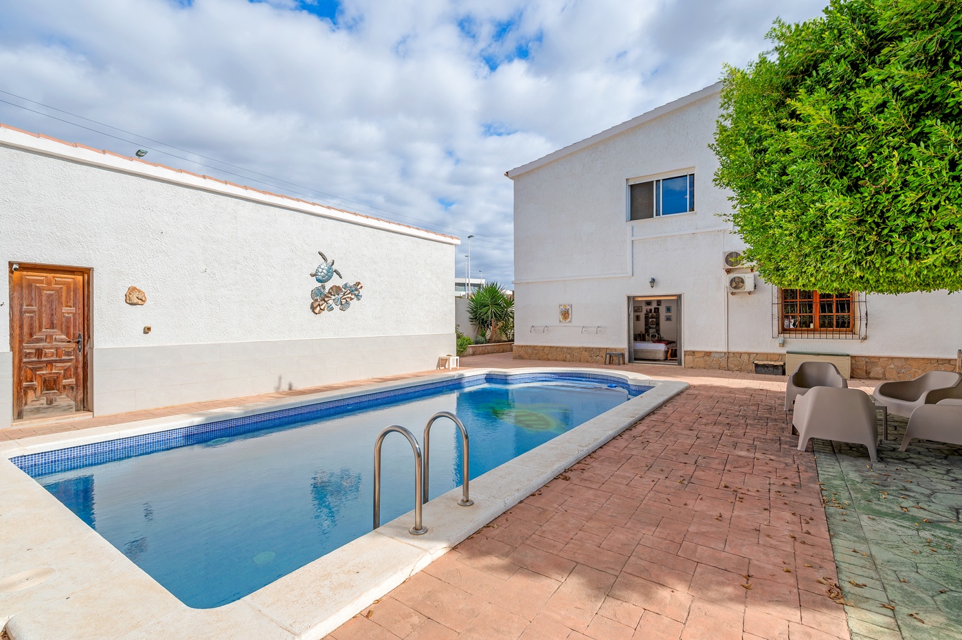 6 Bed, 4 Bath, HouseFor Sale, Elche/elx, Alicante