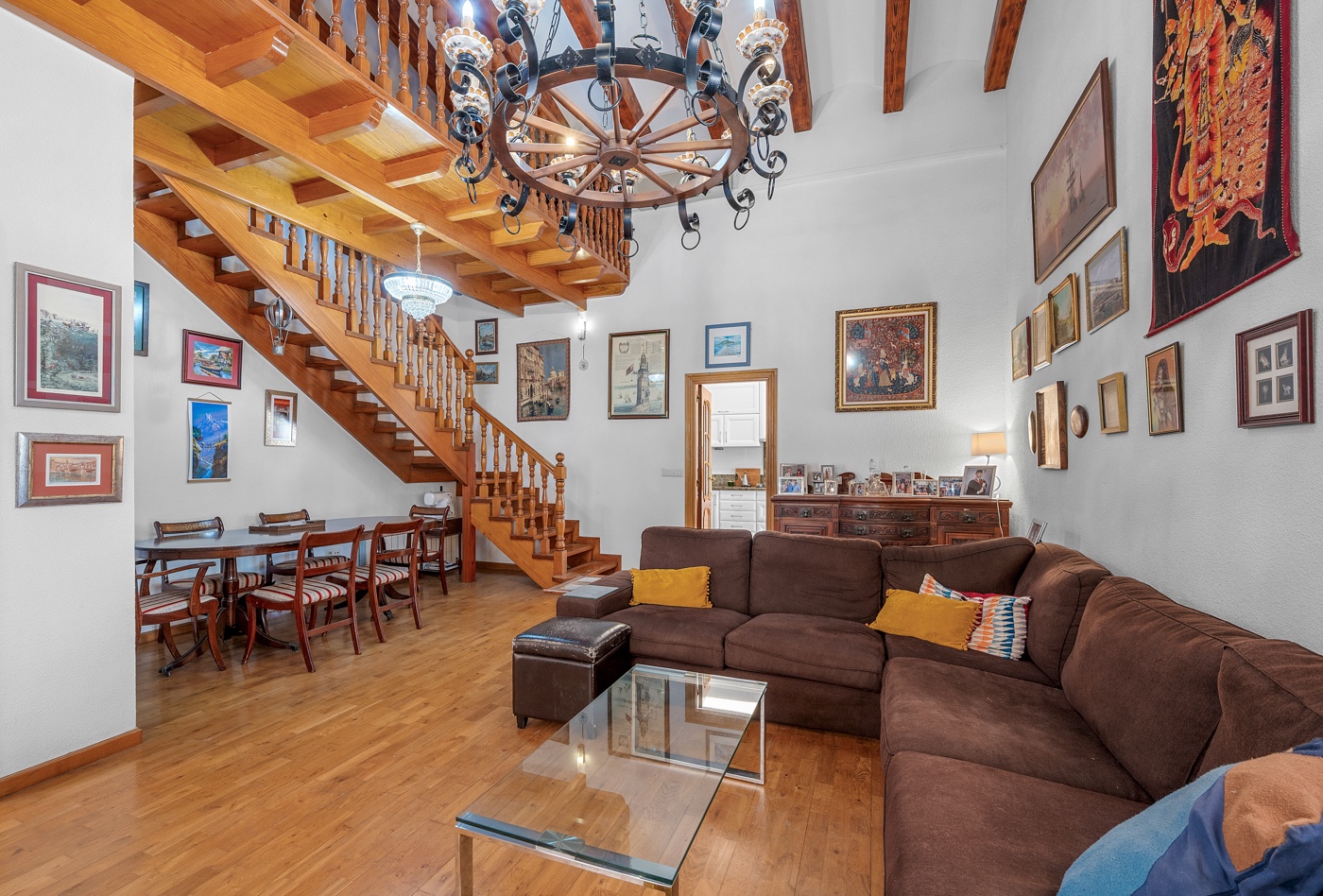 6 Bed, 4 Bath, HouseFor Sale, Elche/elx, Alicante