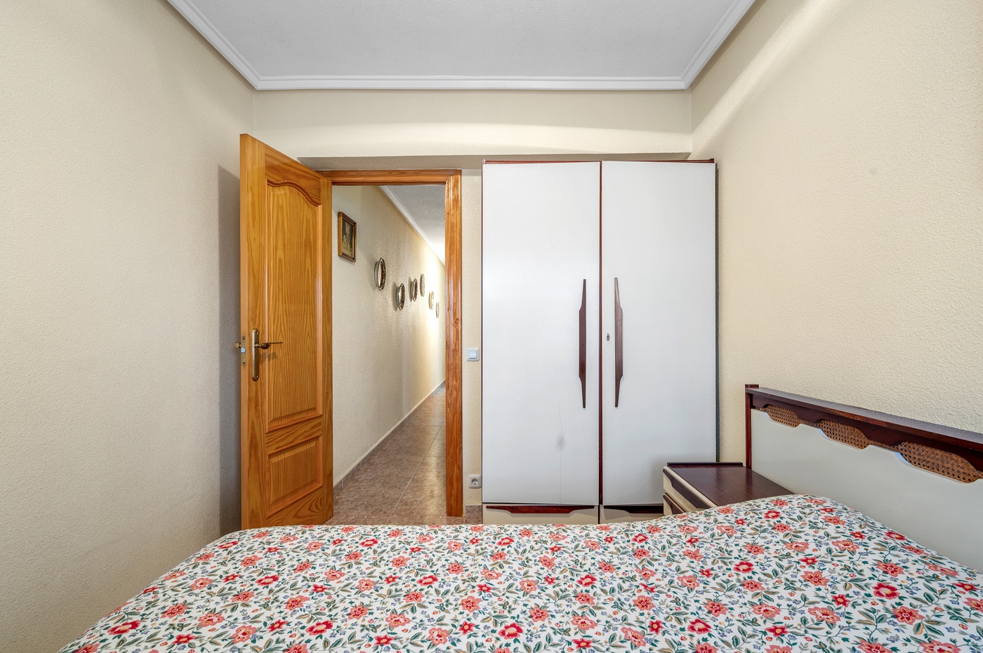 3 Bed, 2 Bath, ApartmentFor Sale, Torrevieja, Alicante