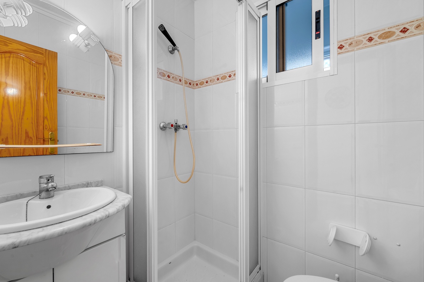 3 Bed, 2 Bath, ApartmentFor Sale, Torrevieja, Alicante