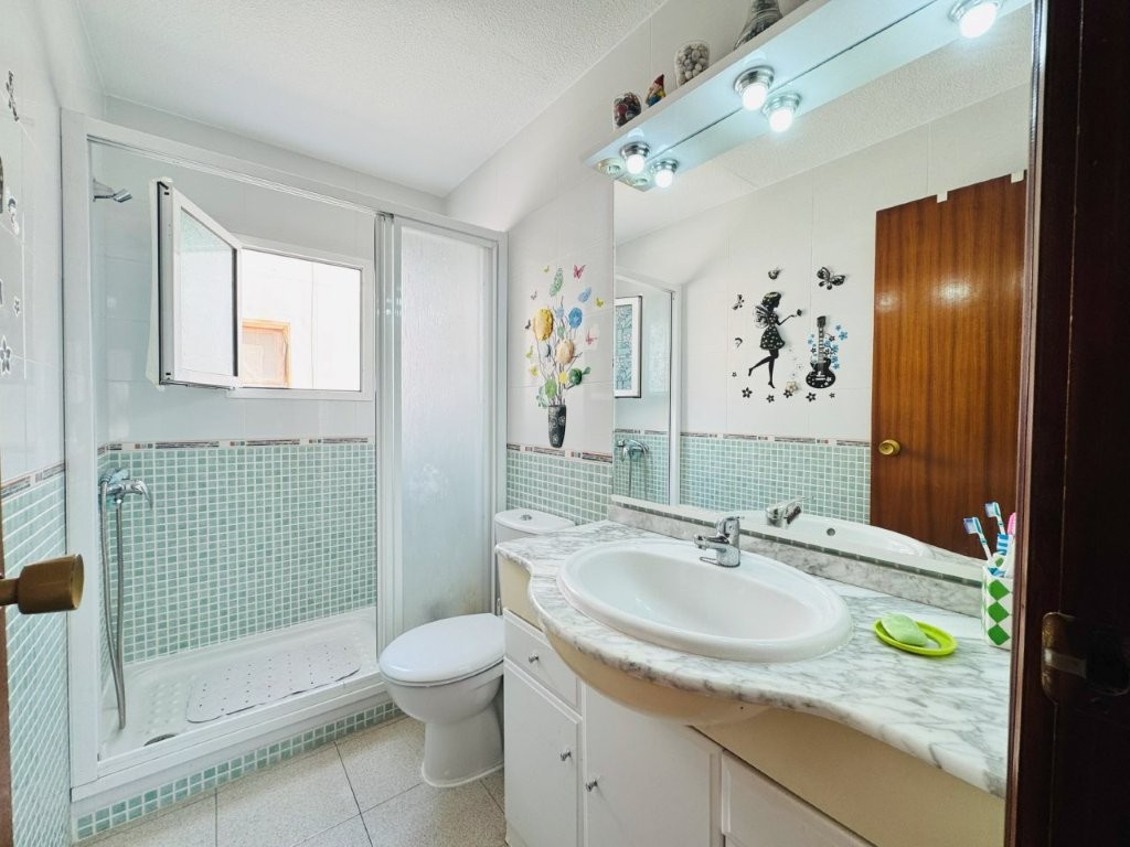 2 Bed, 1 Bath, ApartmentFor Sale, La Mata, Alicante