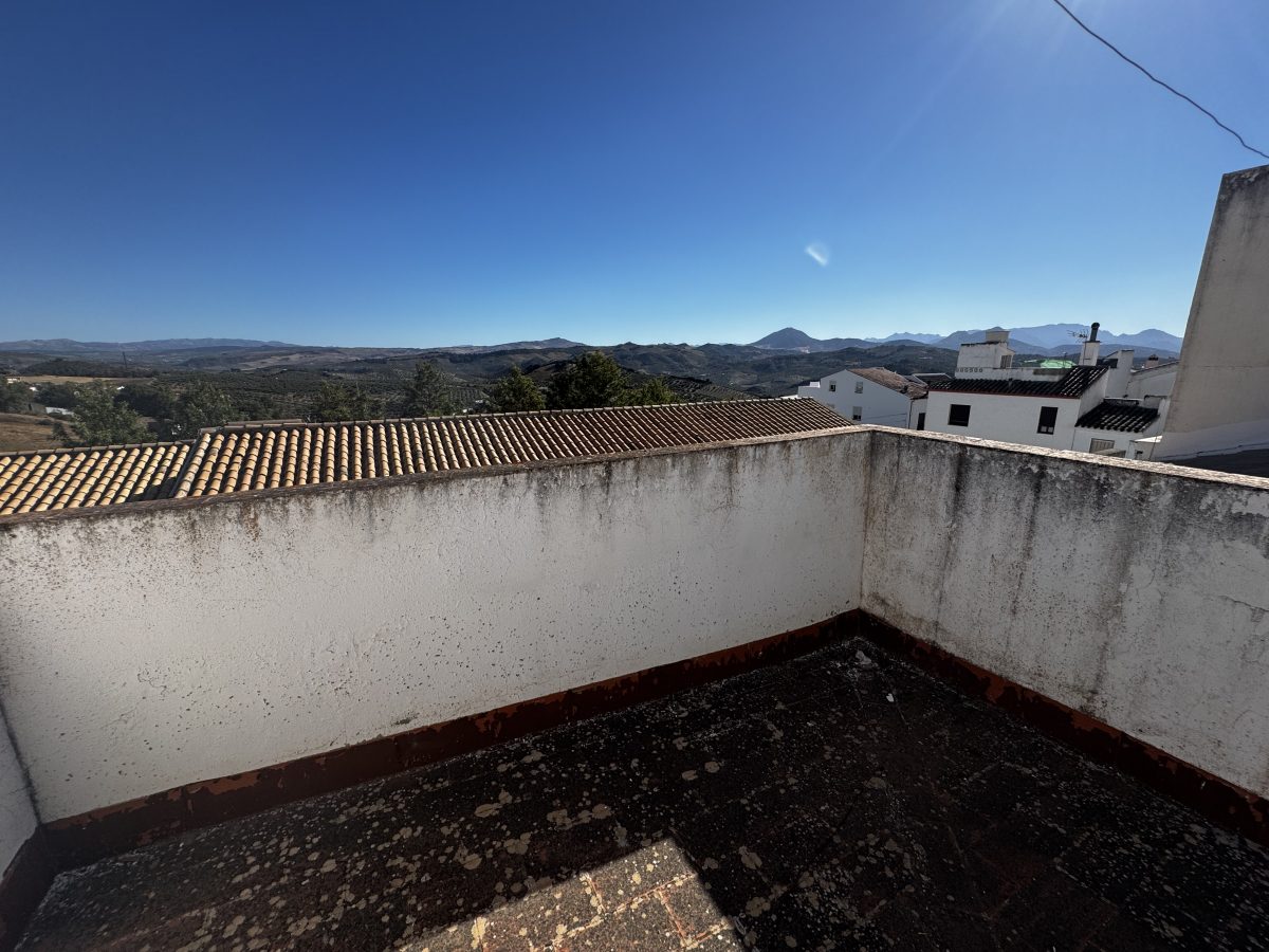 2 Bed, 1 Bath, HouseFor Sale, Olvera, Andalucia