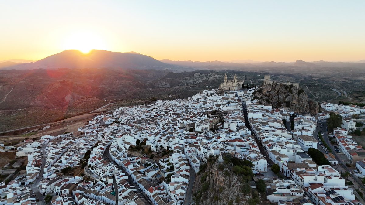 2 Bed, 1 Bath, HouseFor Sale, Olvera, Andalucia