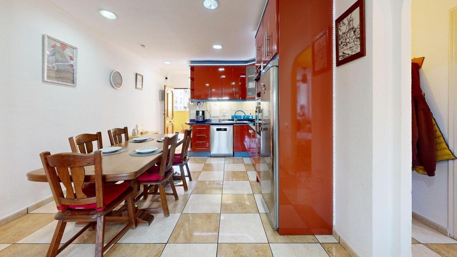 2 Bed, 1 Bath, ApartmentFor Sale, Torrevieja, Alicante