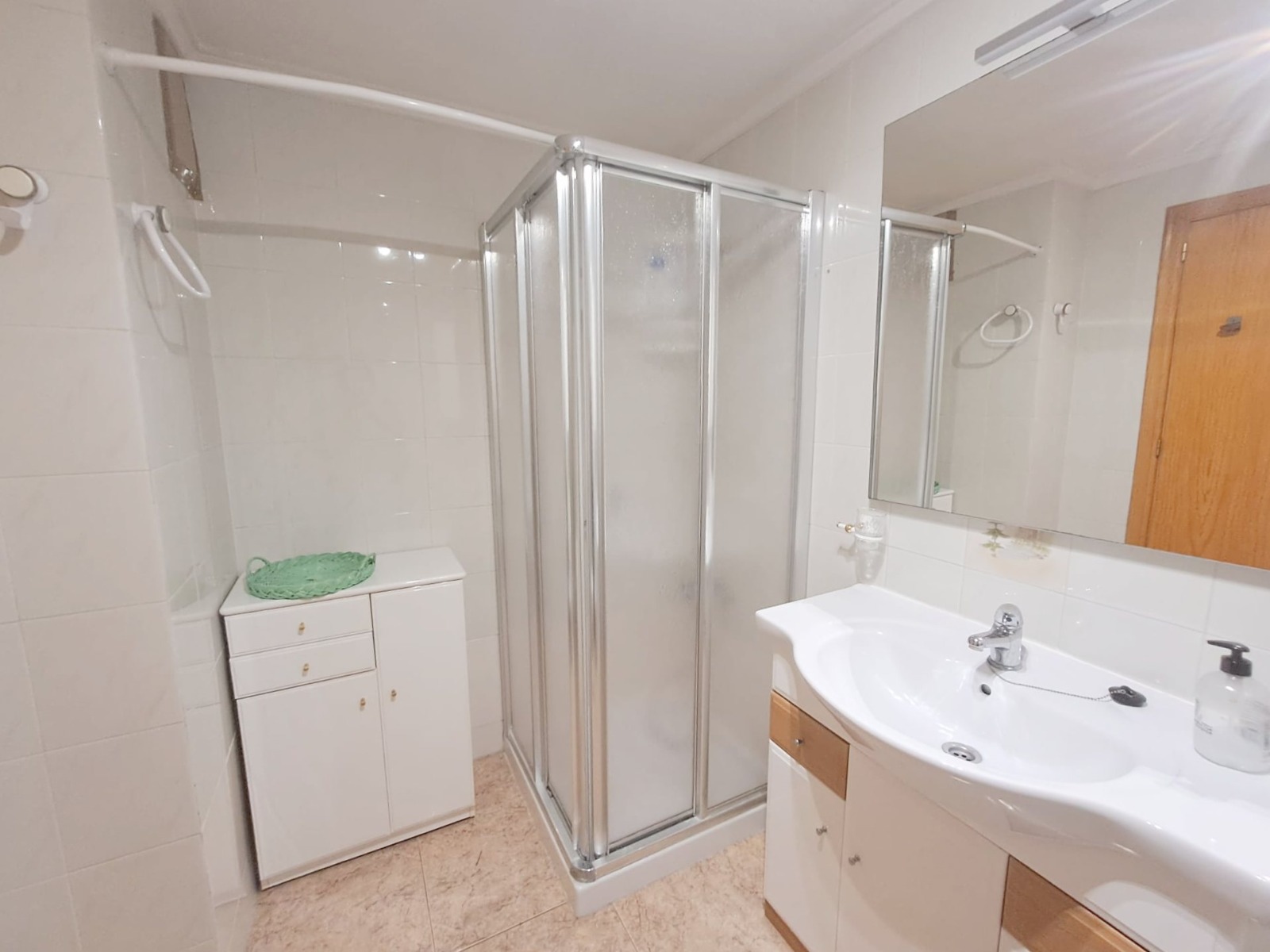 2 Bed, 1 Bath, ApartmentFor Sale, Torrevieja, Alicante