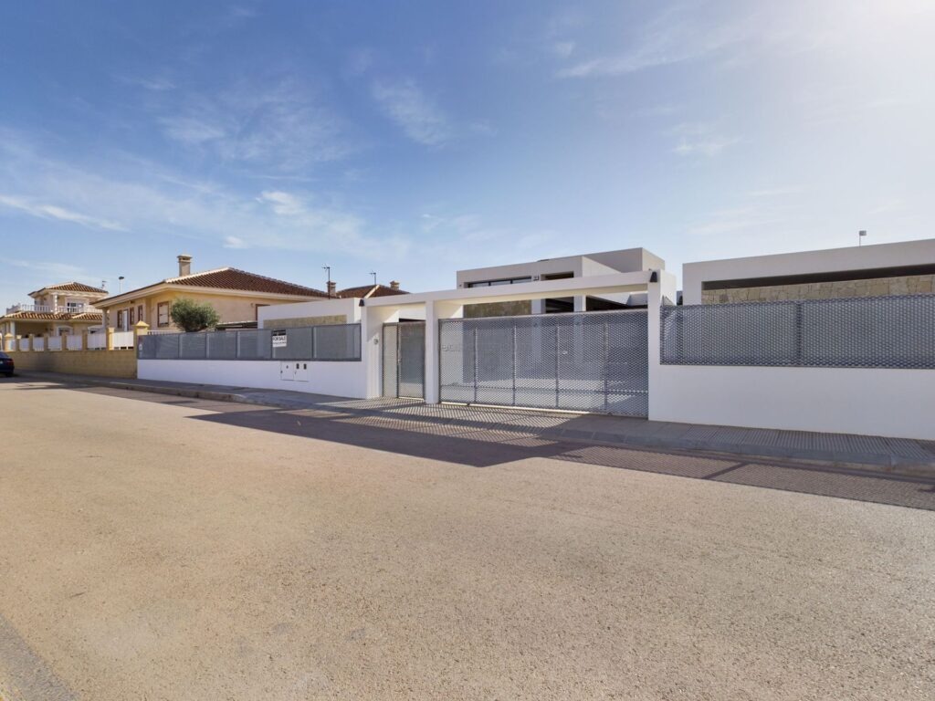 3 Bed, 4 Bath, HouseFor Sale, Los Alcazares, Murcia