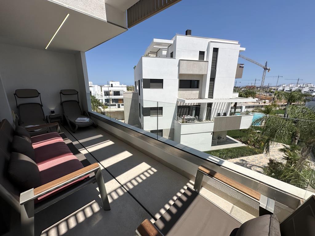 2 Bed, 2 Bath, ApartmentFor Sale, Santa Rosalia Lake And Life Resort, Murcia