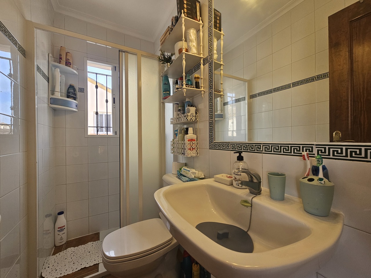 3 Bed, 2 Bath, HouseFor Sale, La Zenia, Alicante