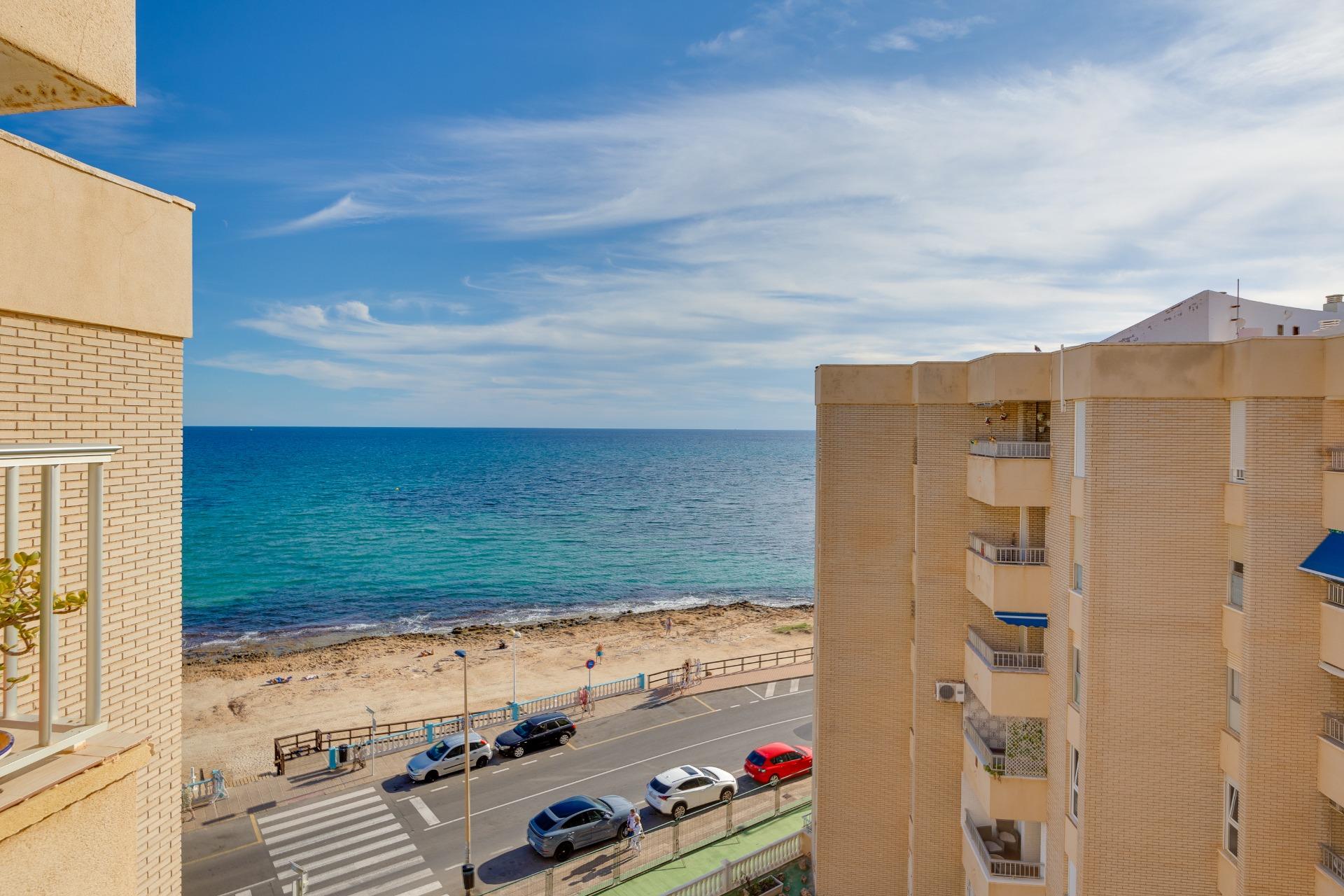 2 Bed, 1 Bath, ApartmentFor Sale, Torrevieja, Alicante