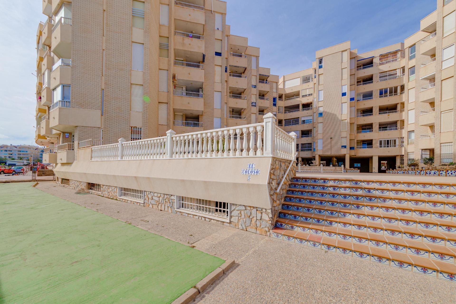 2 Bed, 1 Bath, ApartmentFor Sale, Torrevieja, Alicante