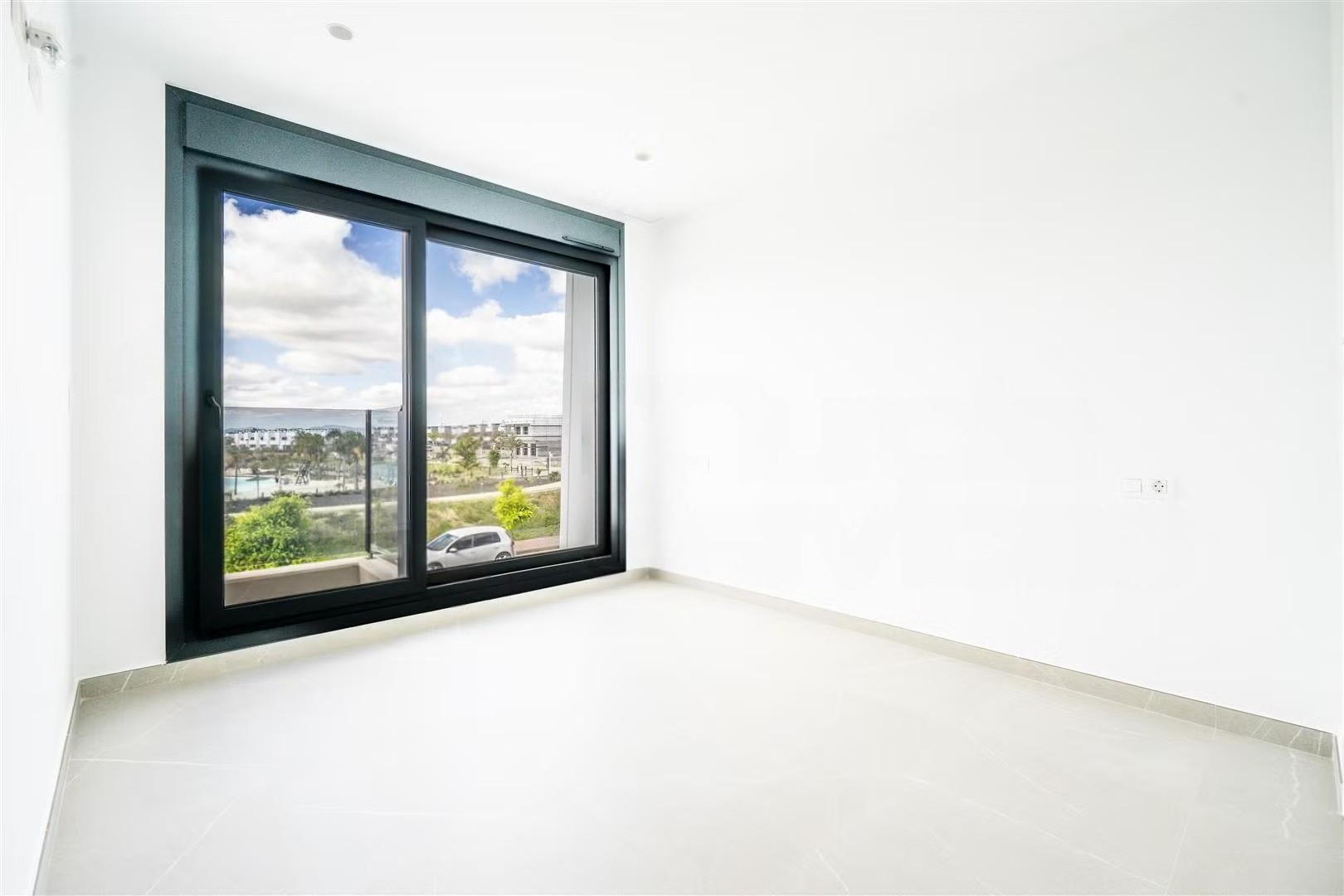 3 Bed, 3 Bath, HouseFor Sale, Santa Rosalia Lake And Life Resort, Murcia