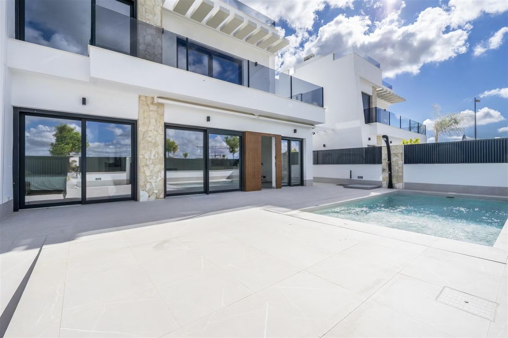 3 Bed, 3 Bath, HouseFor Sale, Santa Rosalia Lake And Life Resort, Murcia