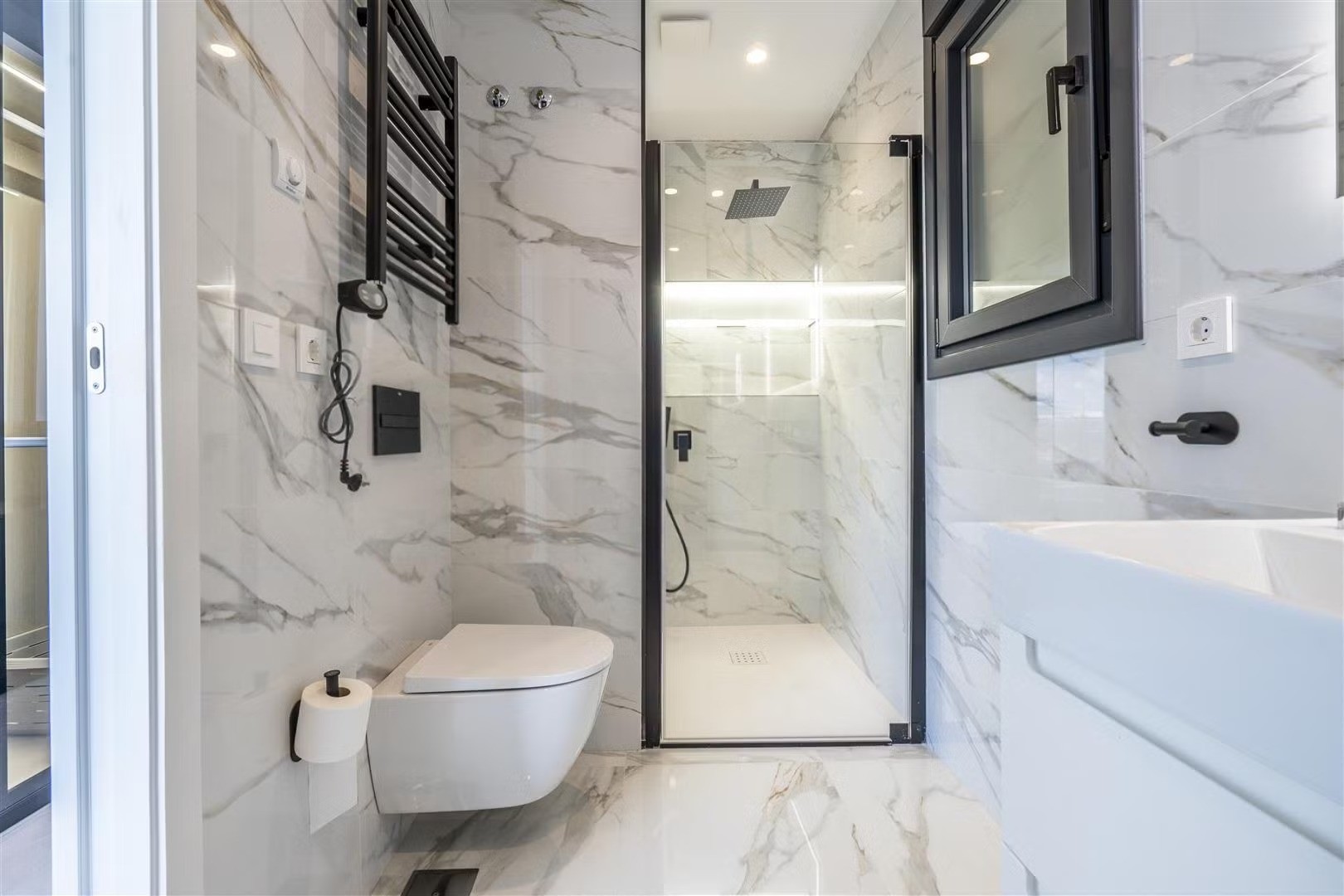 3 Bed, 3 Bath, HouseFor Sale, Santa Rosalia Lake And Life Resort, Murcia