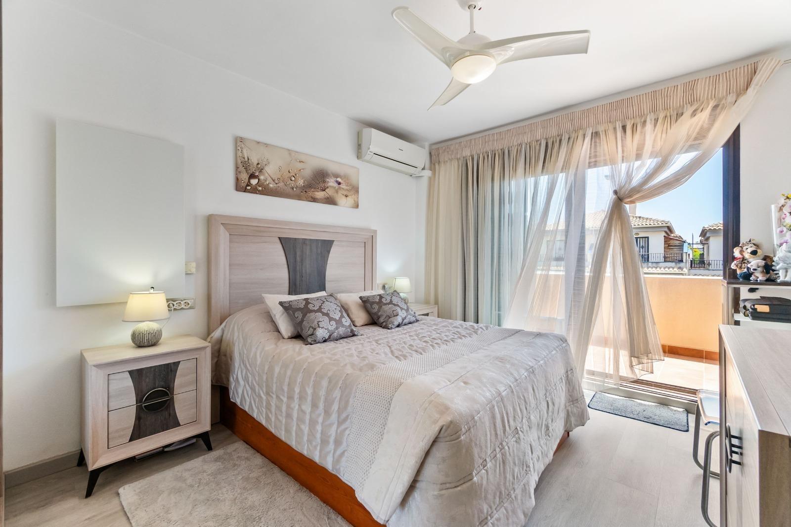 3 Bed, 2 Bath, HouseFor Sale, Torrevieja, Alicante