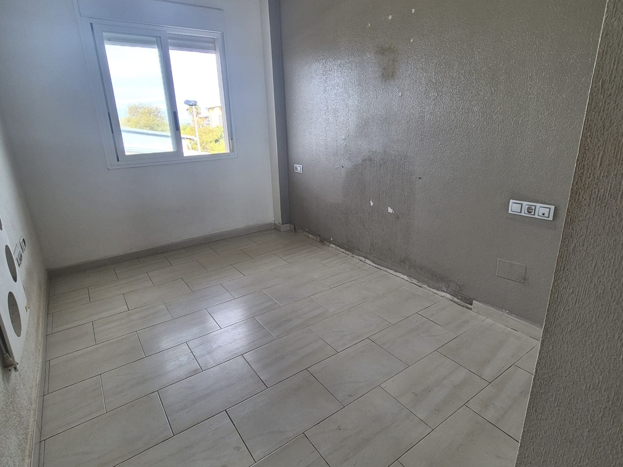 2 Bed, 1 Bath, ApartmentFor Sale, Torrevieja, Alicante