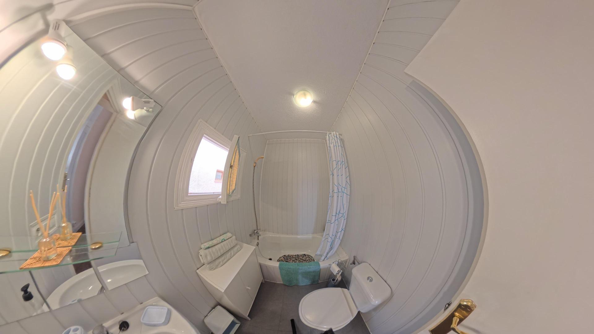 2 Bed, 1 Bath, ApartmentFor Sale, Orihuela Costa, Alicante