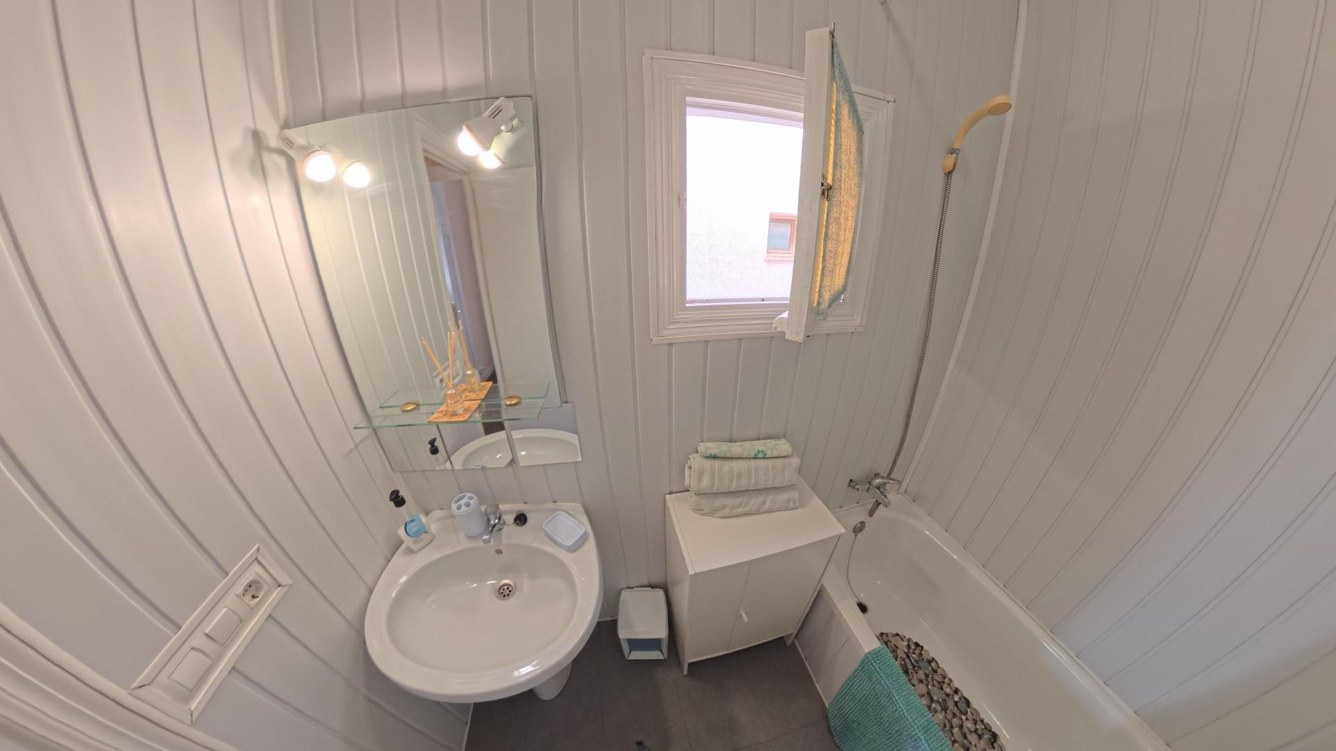 2 Bed, 1 Bath, ApartmentFor Sale, Orihuela Costa, Alicante