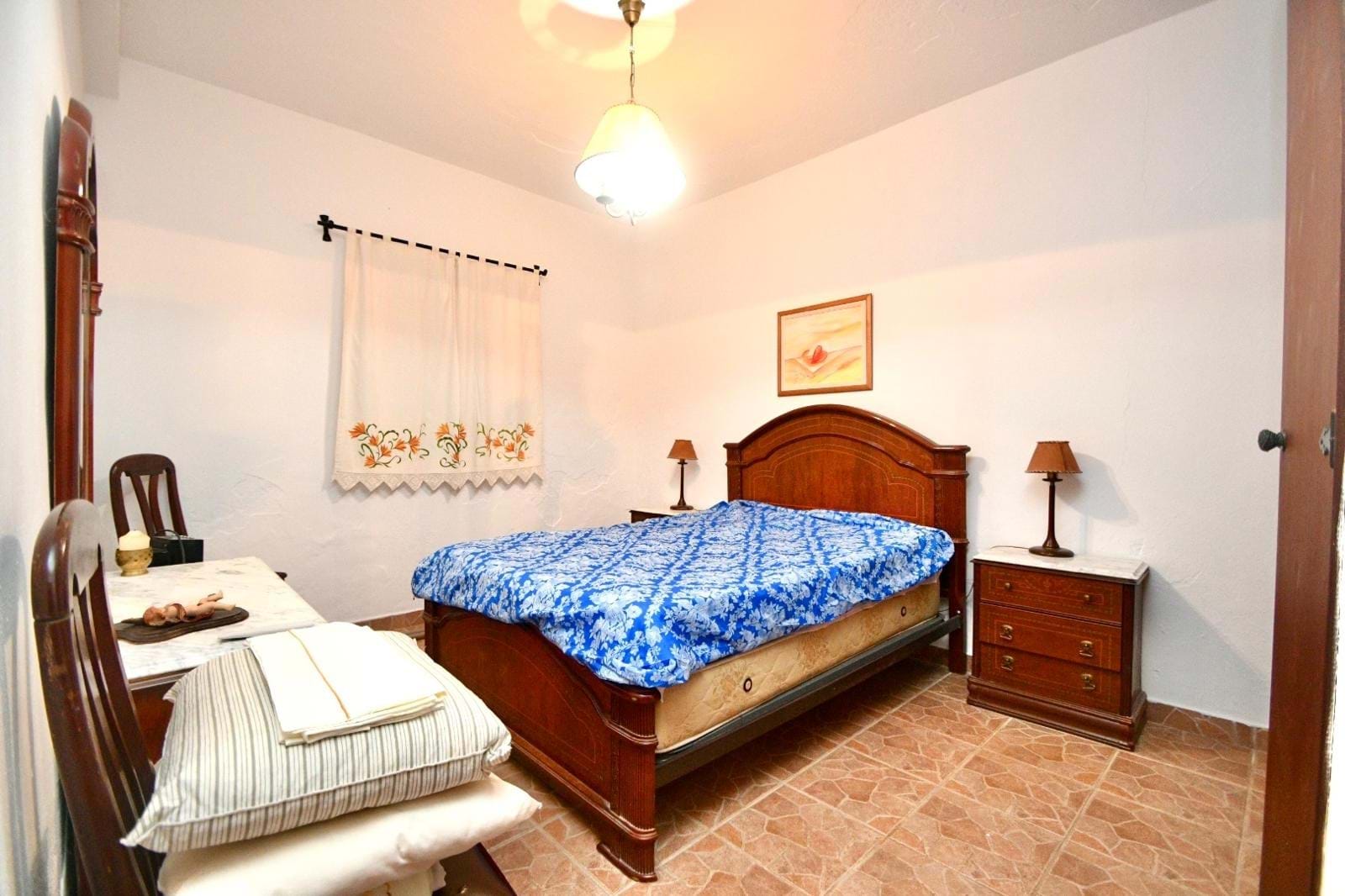 3 Bed, 1 Bath, HouseFor Sale, Portimao, Faro, 8500-132