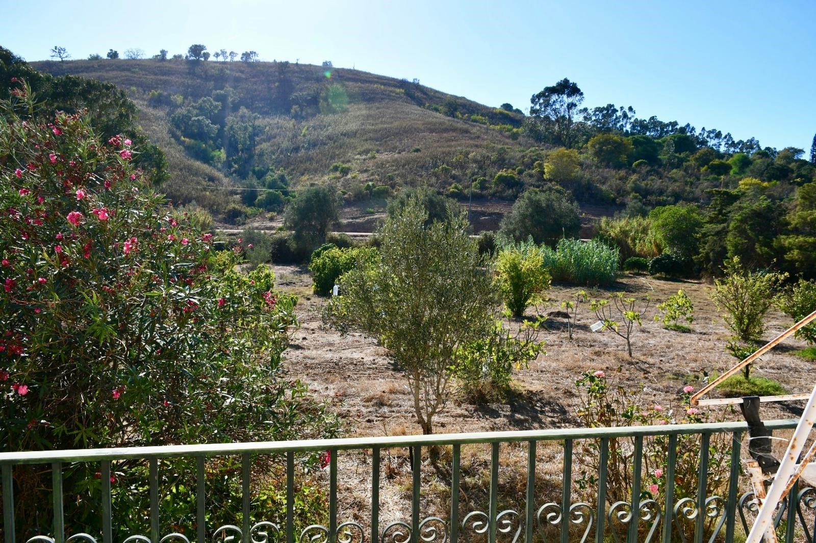 3 Bed, 1 Bath, HouseFor Sale, Portimao, Faro, 8500-132