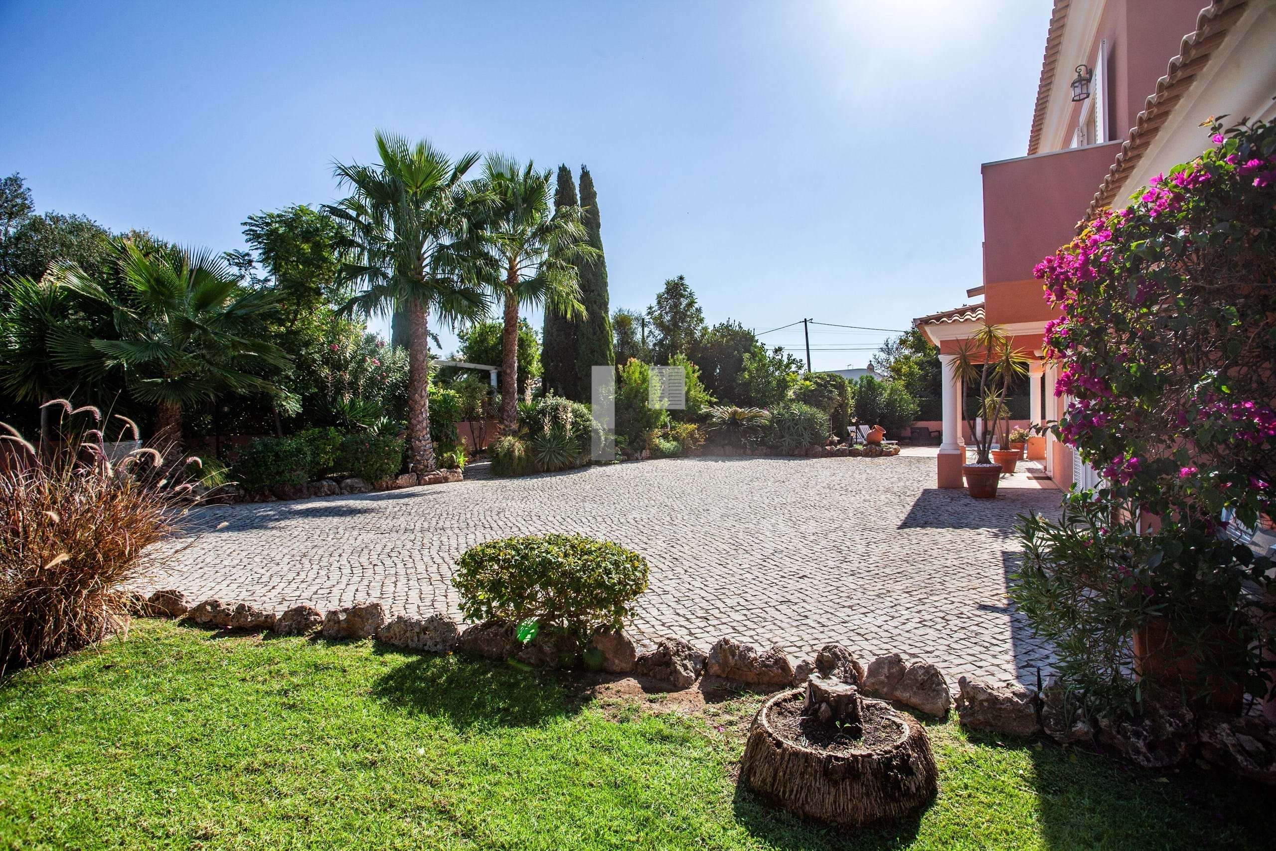 3 Bed, 3 Bath, HouseFor Sale, Loulé, Faro, 8100-241