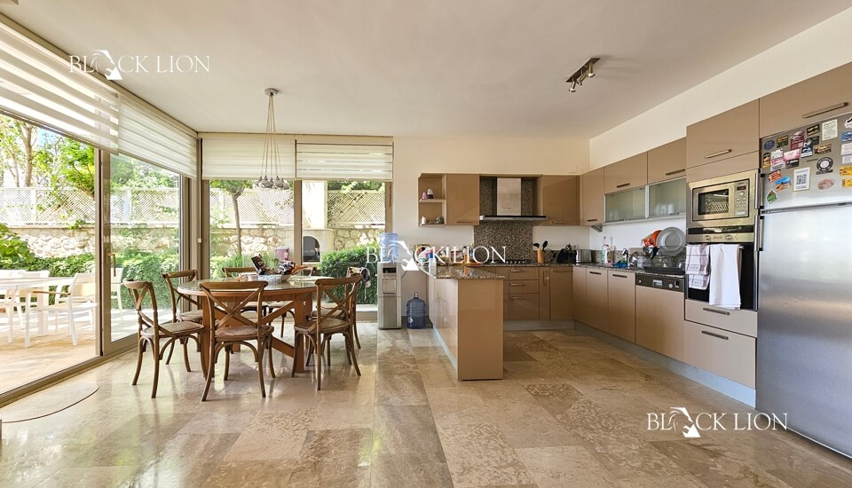 4 Bed, 4 Bath, ApartmentFor Sale, Ortaalan, Kalkan, Antalya