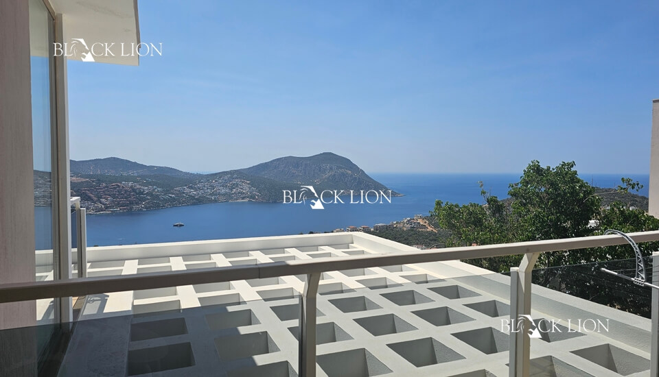 4 Bed, 4 Bath, ApartmentFor Sale, Ortaalan, Kalkan, Antalya