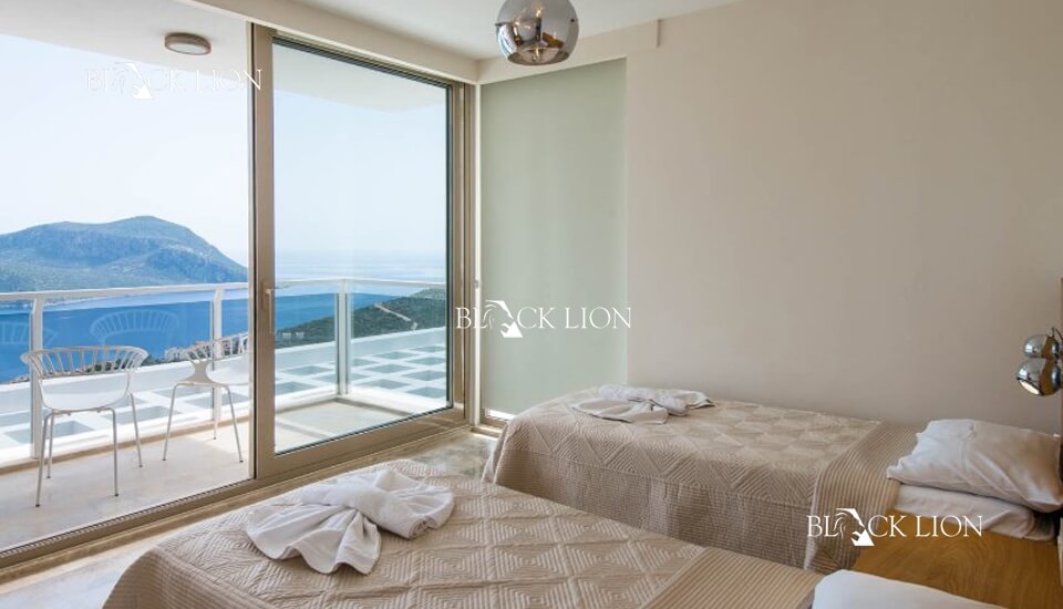4 Bed, 4 Bath, ApartmentFor Sale, Ortaalan, Kalkan, Antalya