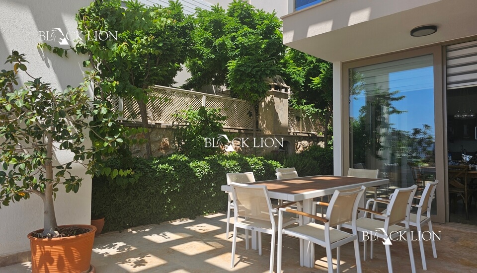 4 Bed, 4 Bath, ApartmentFor Sale, Ortaalan, Kalkan, Antalya