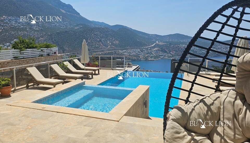 4 Bed, 4 Bath, ApartmentFor Sale, Ortaalan, Kalkan, Antalya