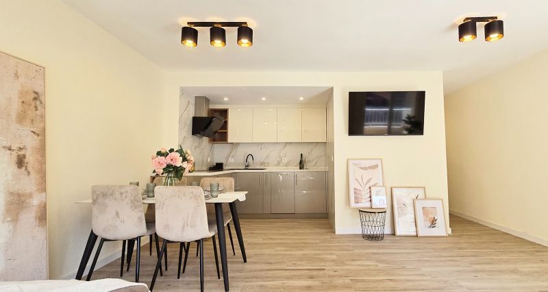 2 Bed, 1 Bath, ApartmentFor Sale, Torrevieja, Alicante