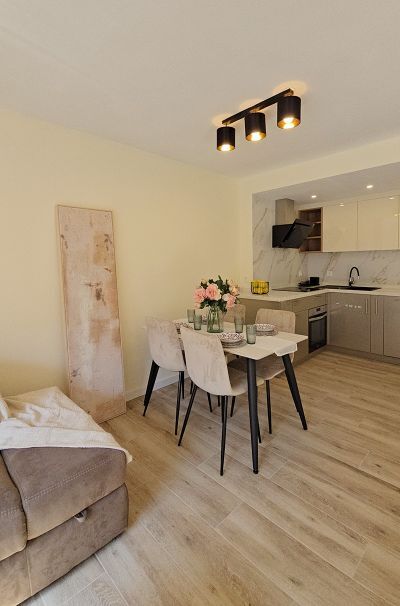 2 Bed, 1 Bath, ApartmentFor Sale, Torrevieja, Alicante