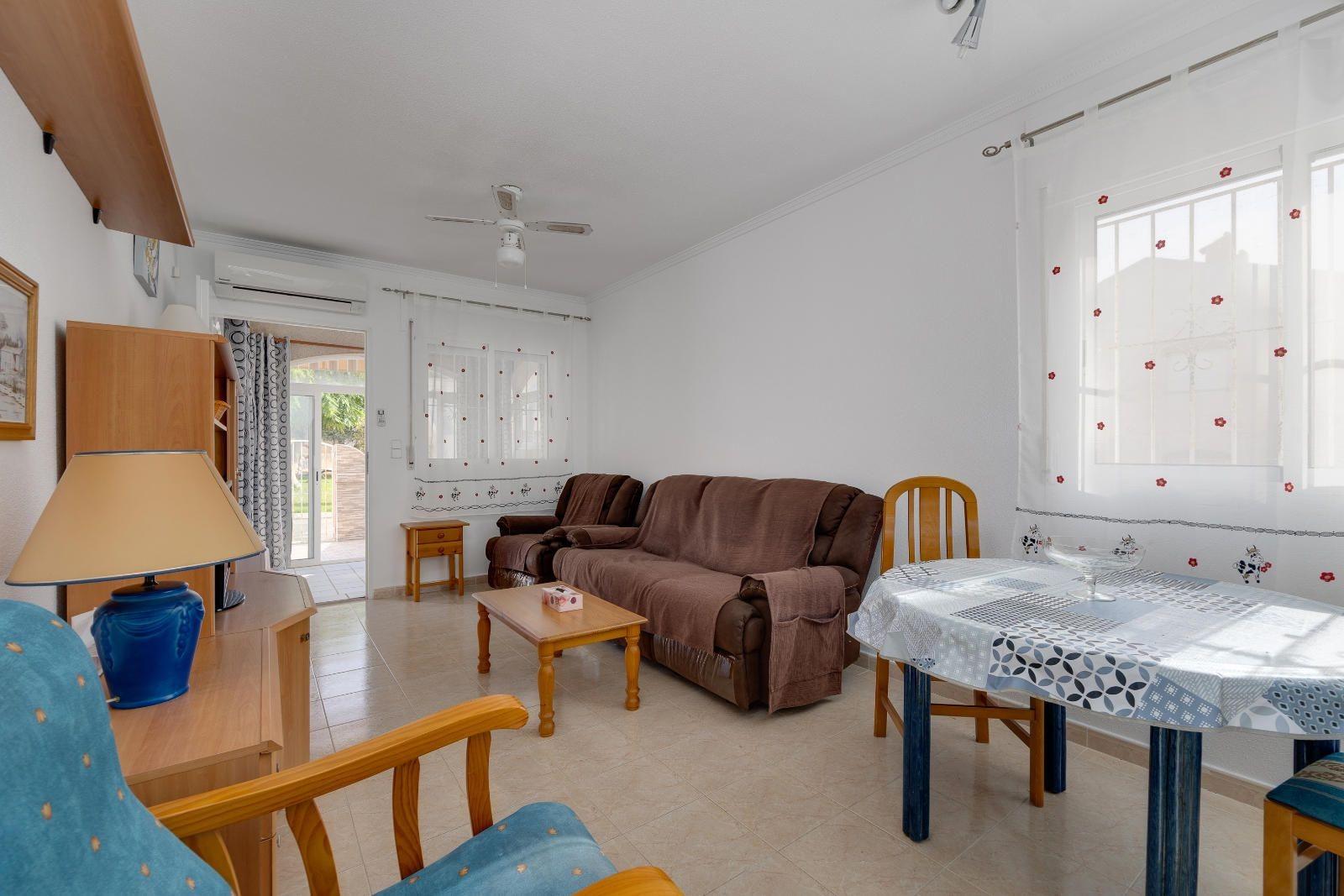 2 Bed, 1 Bath, HouseFor Sale, Torrevieja, Alicante