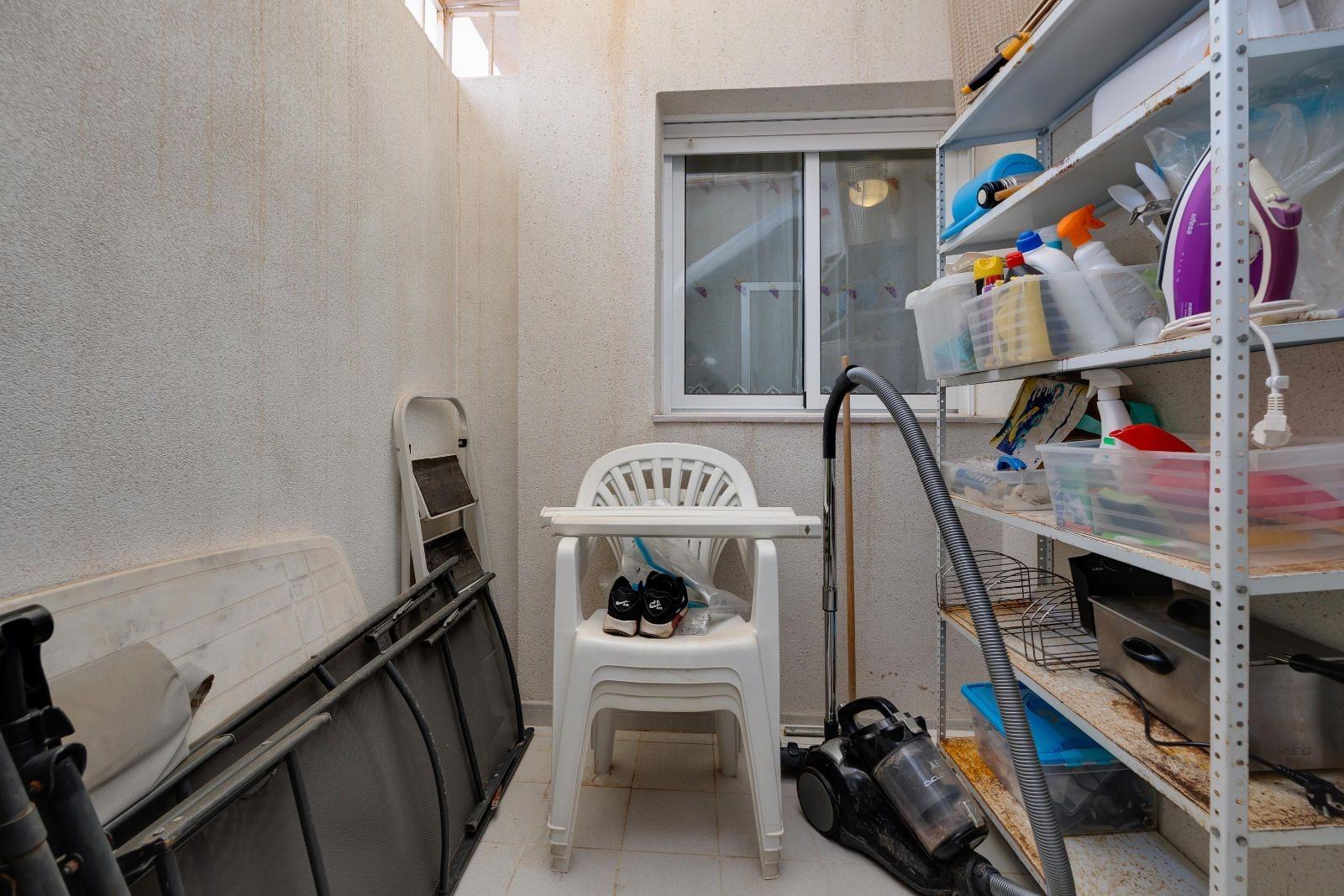 2 Bed, 1 Bath, HouseFor Sale, Torrevieja, Alicante