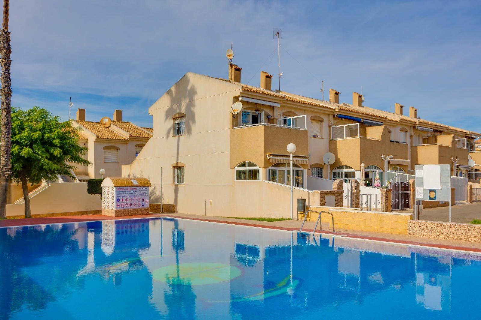 2 Bed, 1 Bath, HouseFor Sale, Torrevieja, Alicante